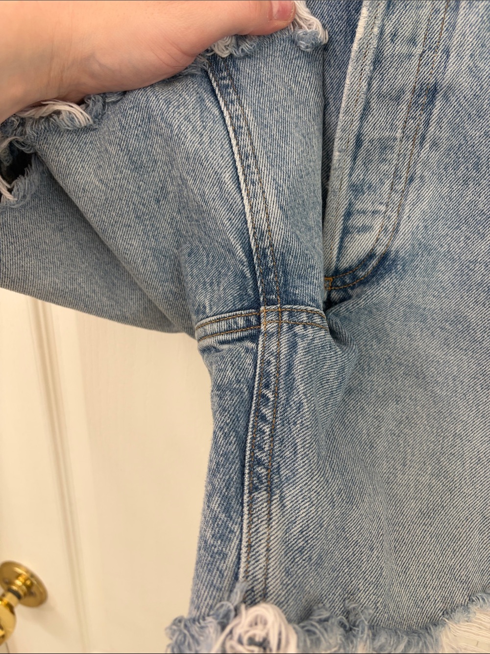 AGOLDE Distressed Stella Denim Cut-off Shorts Sz 23 - Picture 5 of 7